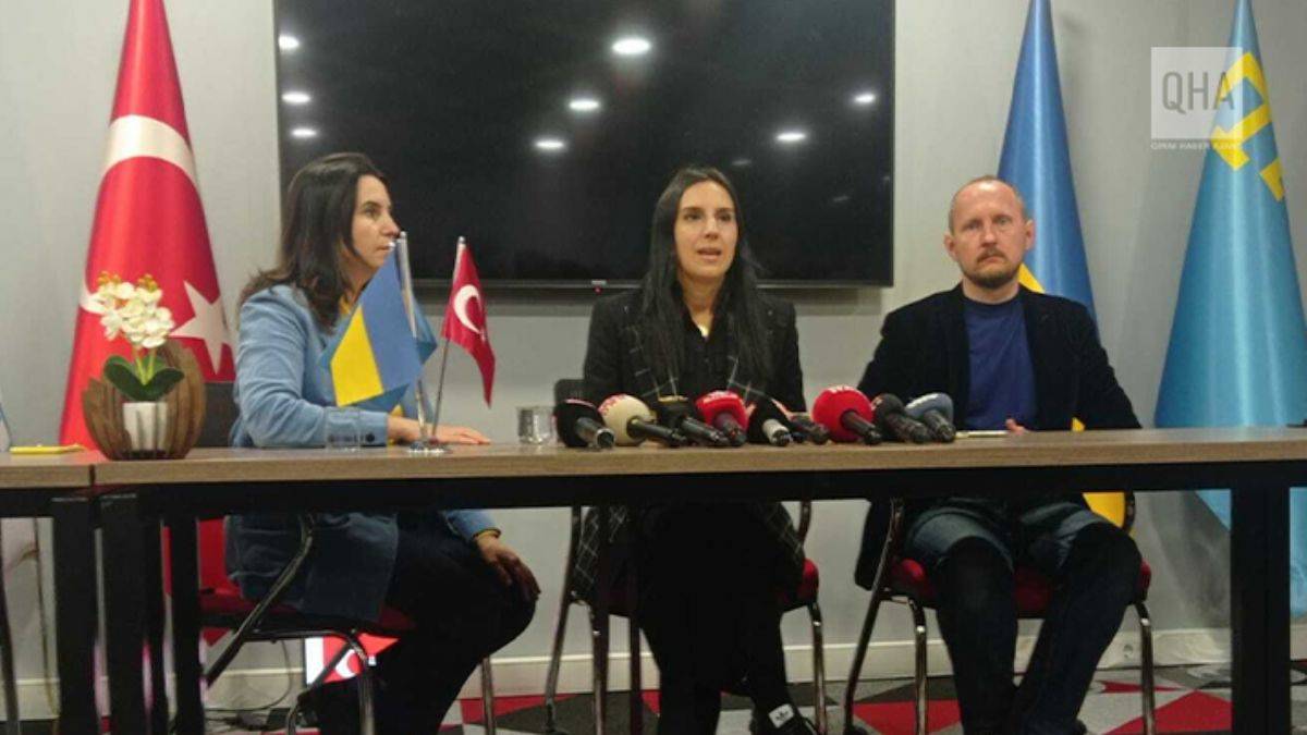 Ukrayna'dan Türkiye'ye gelen Kırımlı şarkıcı Camala yaşadıklarını anlattı