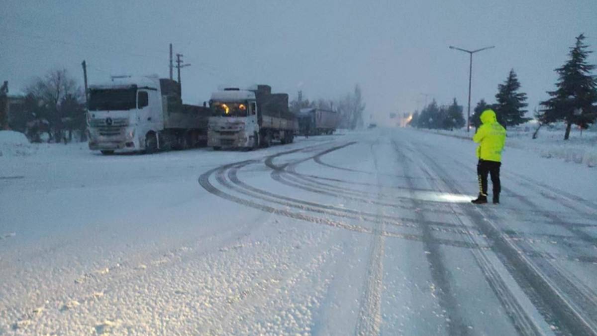 Antalya-Konya yolu açıldı mı? Konya Antalya yolu ne zaman açılacak? Antalya-Konya yolu açık mı, kapalı mı?