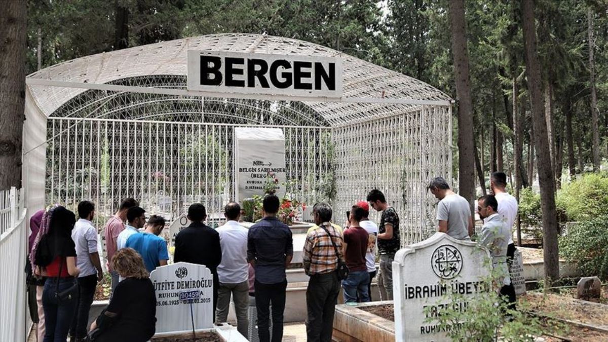 Bergen'in mezarı nerede? Bergen nereye defnedildi? Bergen'in mezarı neden kafeste?