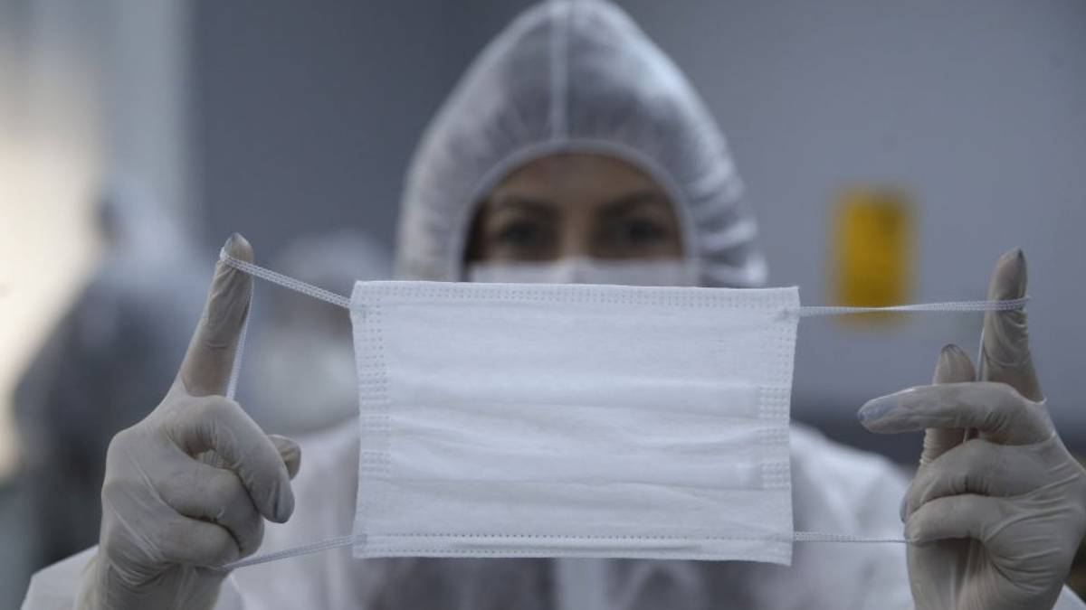 AVM'lerde maske takmak zorunlu mu? AVM'de maske zorunluluğu kalktı mı? AVM maske yasağı yok mu?