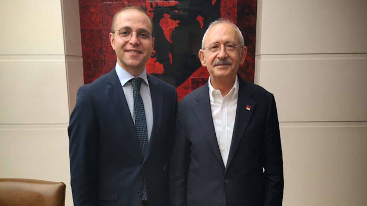 Sözcü'den dikkat çeken haber! 'Böyle danışman CHP’ye yakışmıyor'