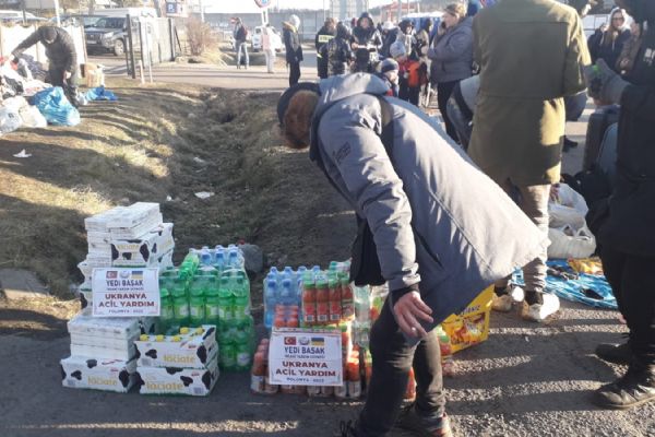 Yedi Başak'tan savaş mağduru Ukrayna halkına yardım