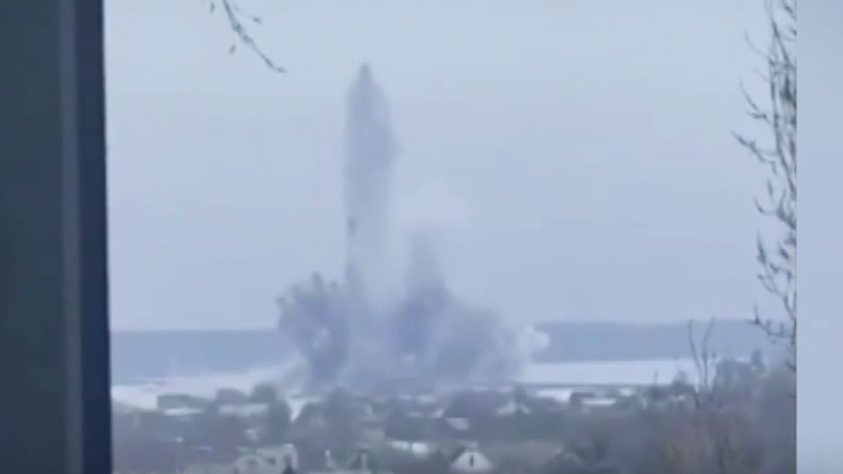 Ukrayna baraj köprüsünü havaya uçurdu