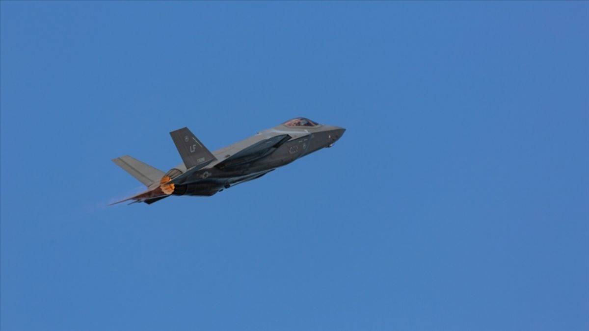 İsrail: İran'a ait iki SİHA'yı F-35'lerle vurduk