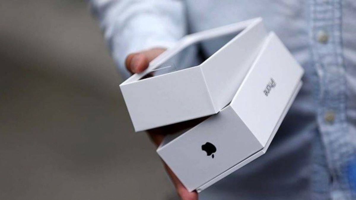 iPhone kullananlar dikkat! Şarj girişi tamamen kaldırılabilir