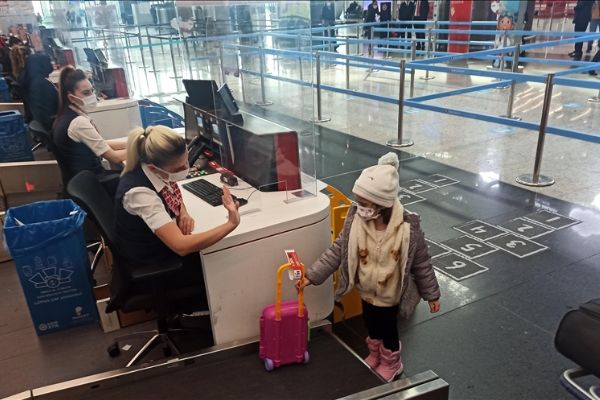 THY'den çocuklu ailelere özel kontuar hizmeti