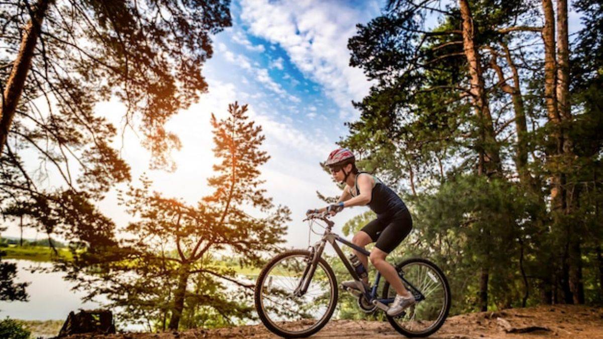 Kadınlar Bisikletle Özgürleşiyor.