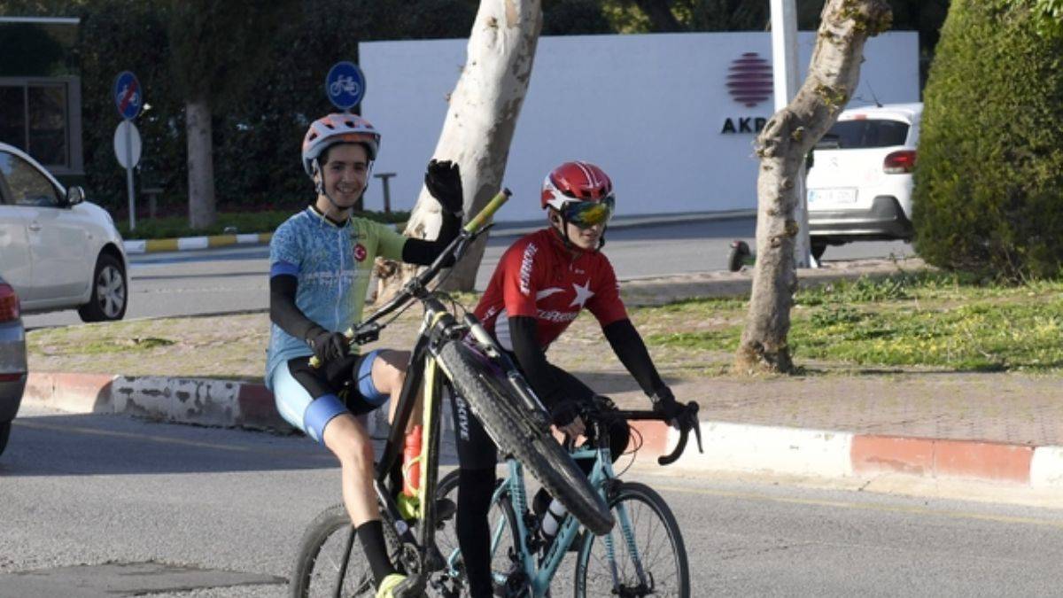 Muratpaşa’da Atatürk’ün gelişi anısına bisiklet turu