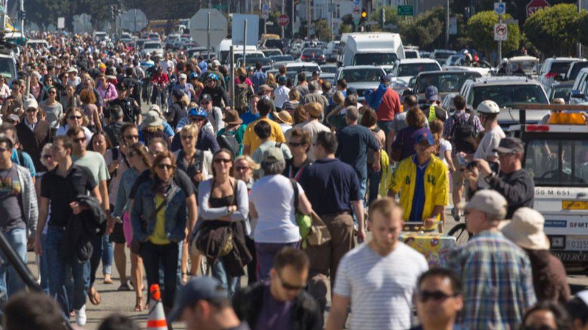 ''Kurşunlu benzin kullanımı ABD halkının IQ'sunu düşürdü''