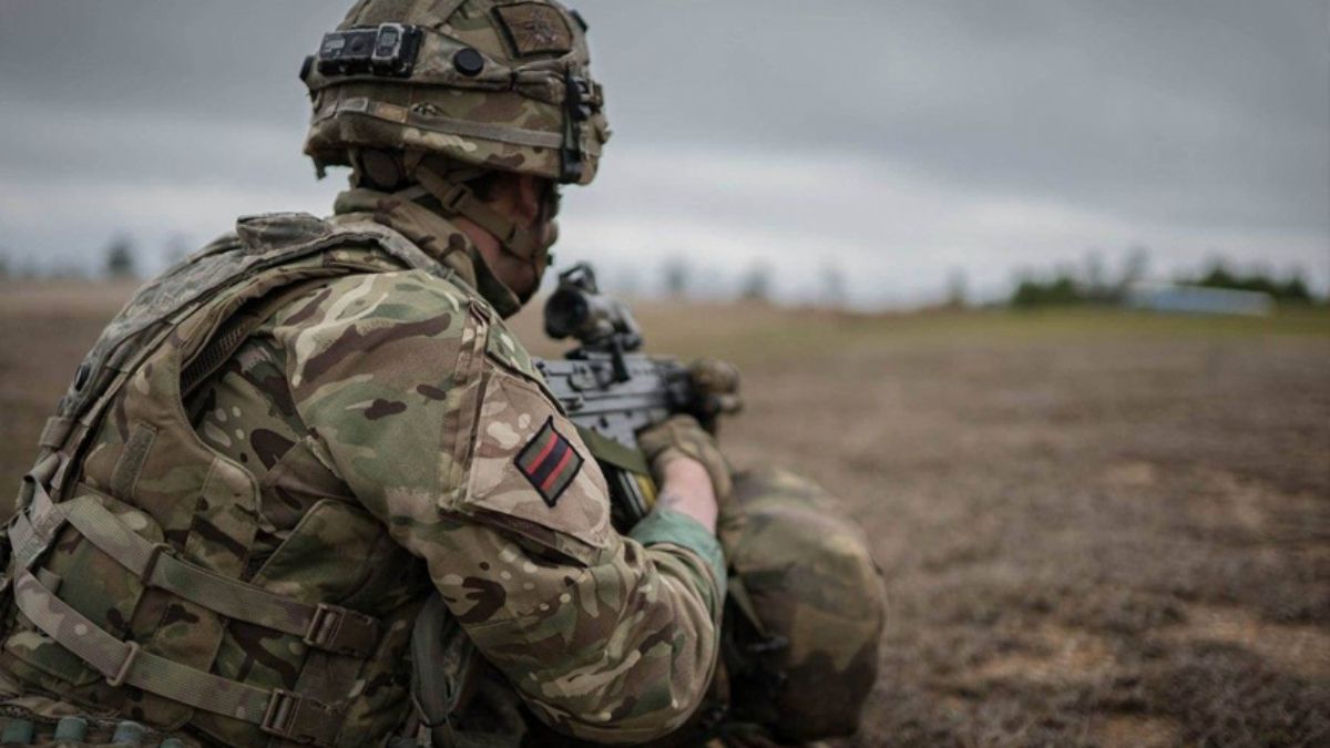 Çarpıcı iddia! Emirlere uymayan İngiliz askerler Ukrayna’ya savaşmaya gitti