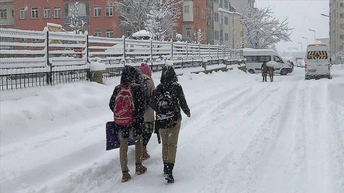 Birçok ilde eğitime kar engeli