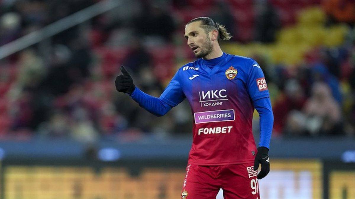 Ruslar'dan Yusuf Yazıcı'ya övgü: 'Kış çaylağı durdurulamıyor!'