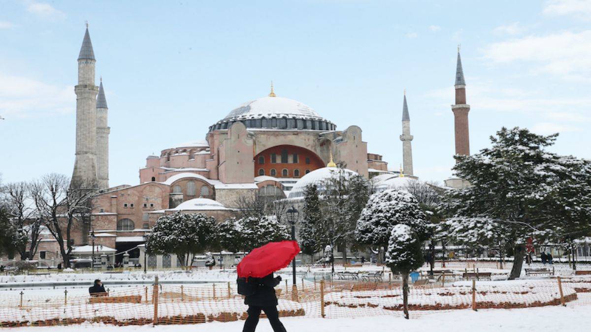 İstanbul'da kar yağışı ne kadar sürecek? İşte Meteoroloji'nin son tahminleri