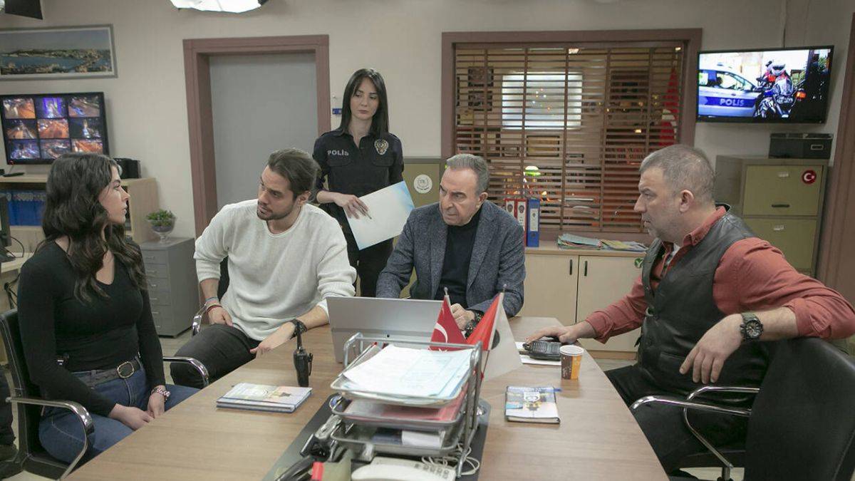 Arka Sokaklar yeni bölüm (618.bölüm) ful HD kesintisiz izle