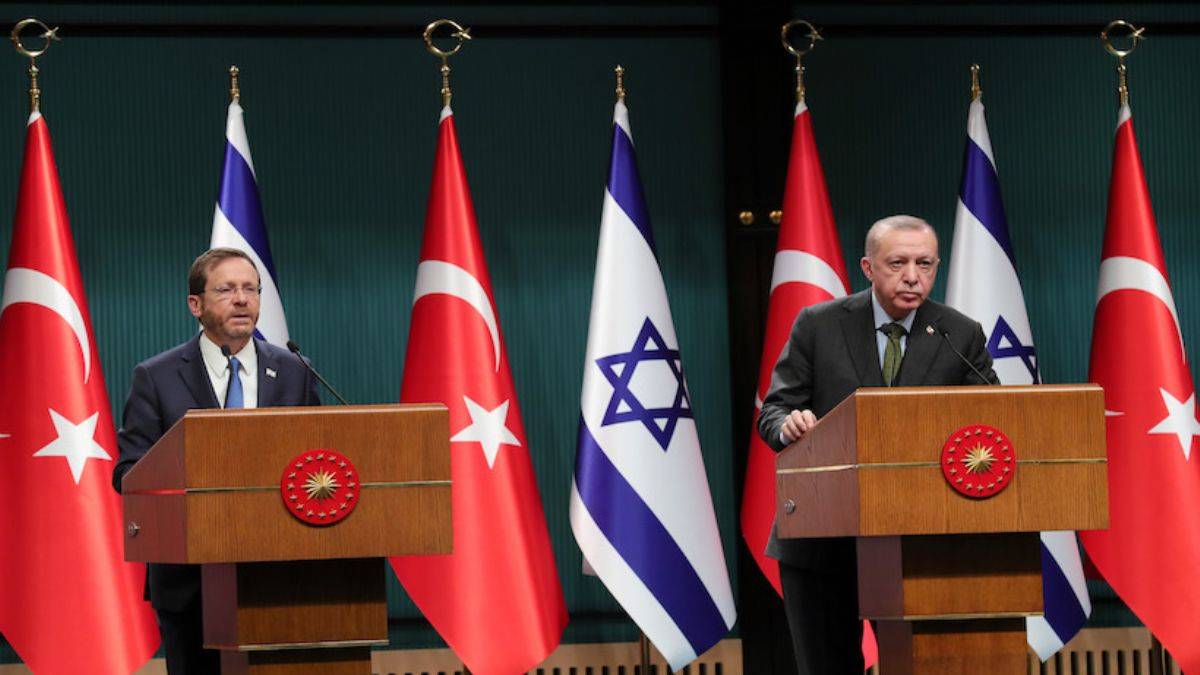 Dilipak: 'İsrail ile bu beklenmedik yakınlaşmanın arkasında Ukrayna olabilir'