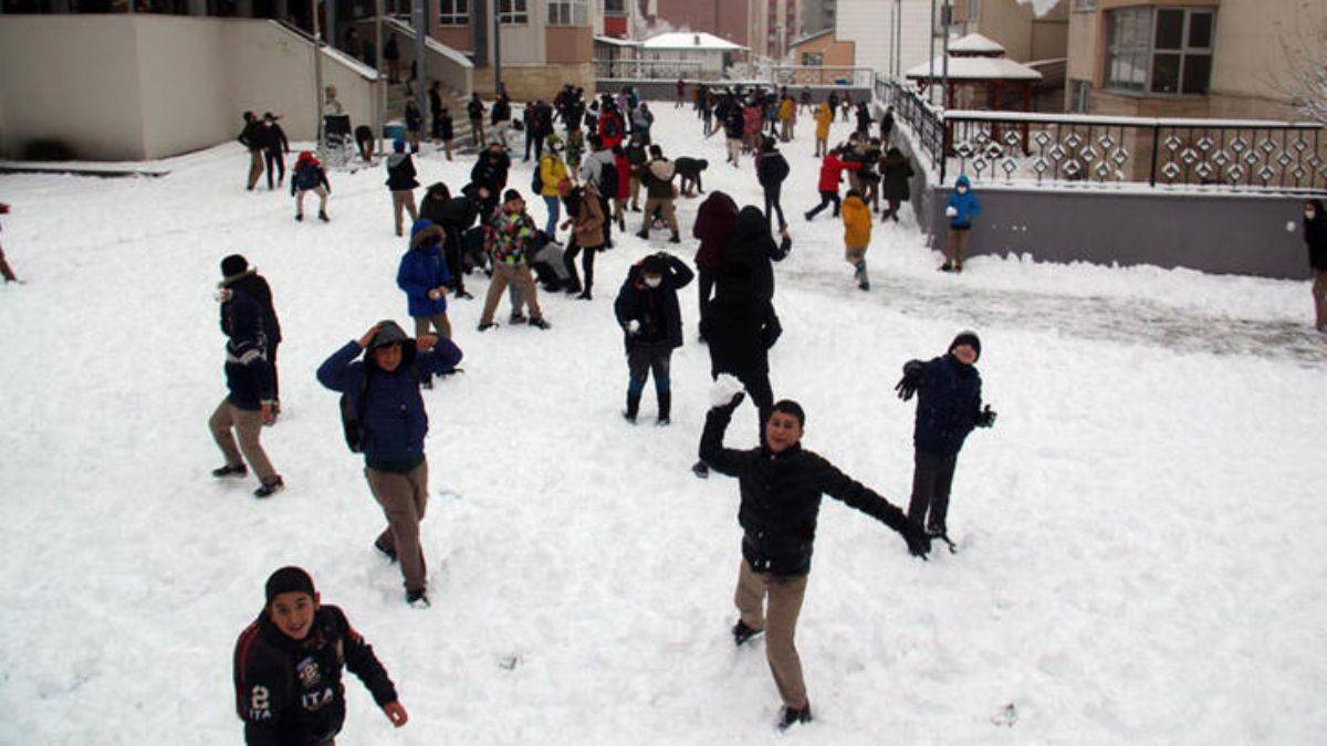 12 ilde eğitime kar engeli