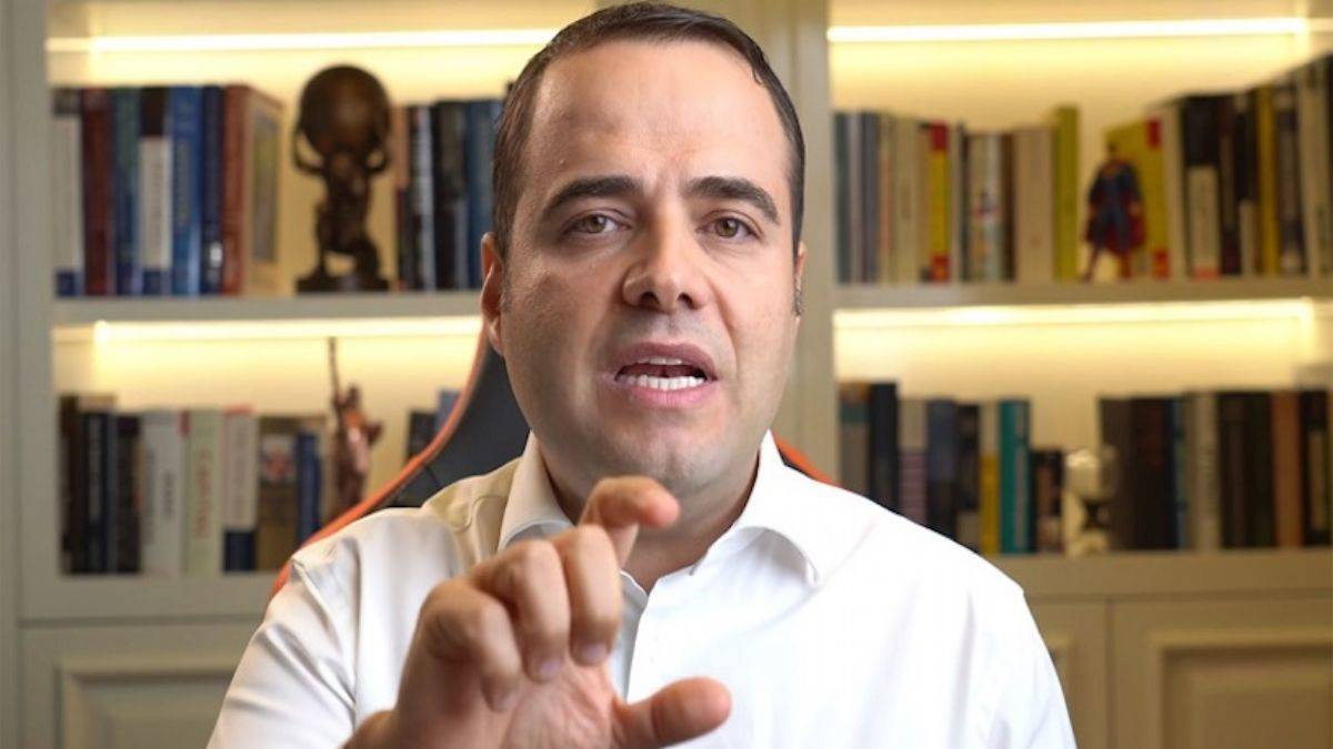 Özgür Demirtaş: Faiz inadı enflasyonu çıldırttı, sonunda ne olacağını yazayım…