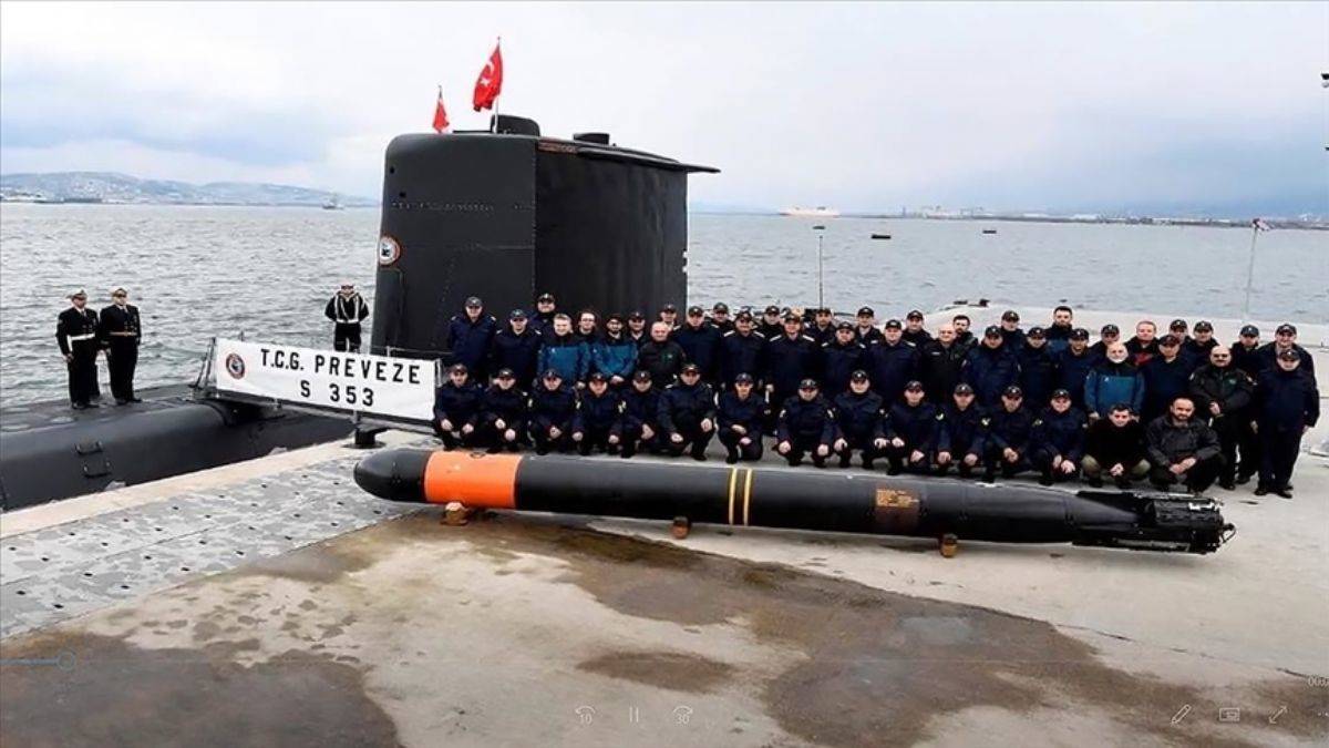 Marmara'da denizaltıdan torpido atış testi yapıldı