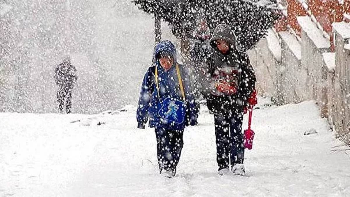 Samsun'da yarın (17 Mart) okullar tatil mi? Samsun'da ders-okul var mı? 17 Mart Perşembe hangi ilçelerde okullar tatil?