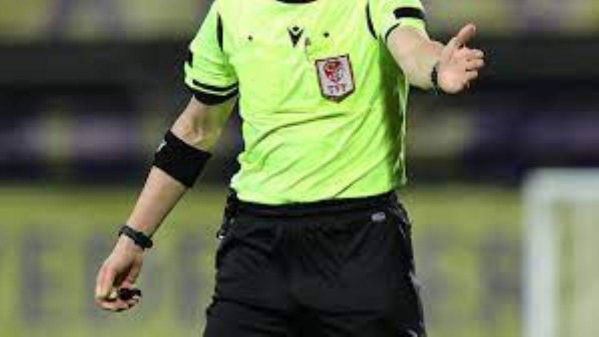 Süper Lig 30. hafta maçları hangi hakemler yönetecek? Süper lig 30. hafta hakemleri kimler?