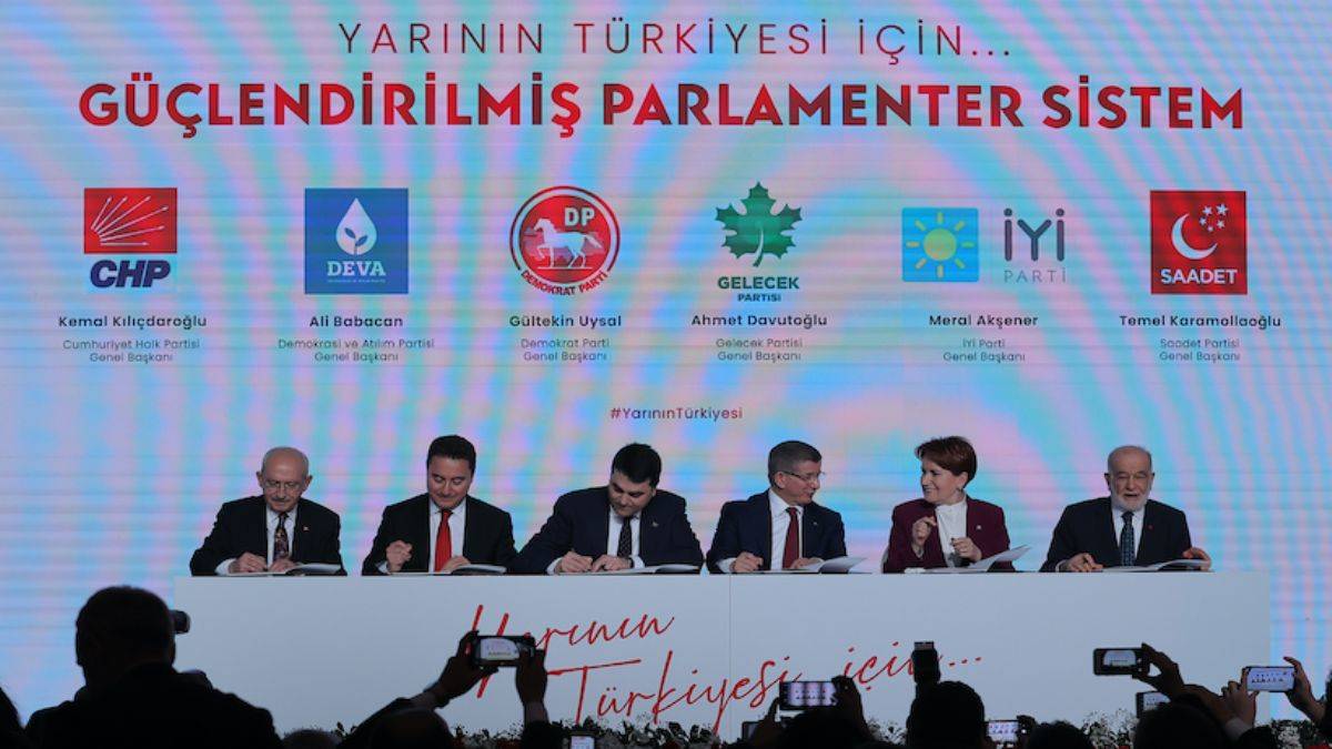 Cumhuriyet yazarı Doster'den CHP'ye eleştiri: Çok ödün vermiş