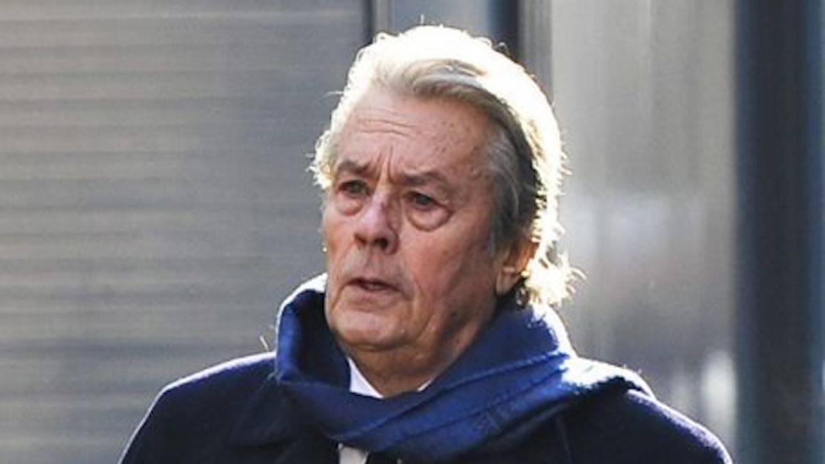 Fransız oyuncu Alain Delon ötenazi ile hayatına son vermek istediğini açıkladı