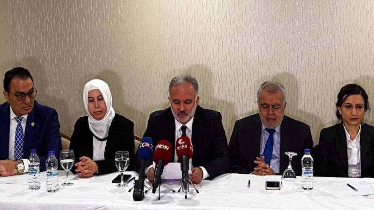 Ayhan Bilgen 'Sessizlerin Sesi Hareketi'ni başlattı