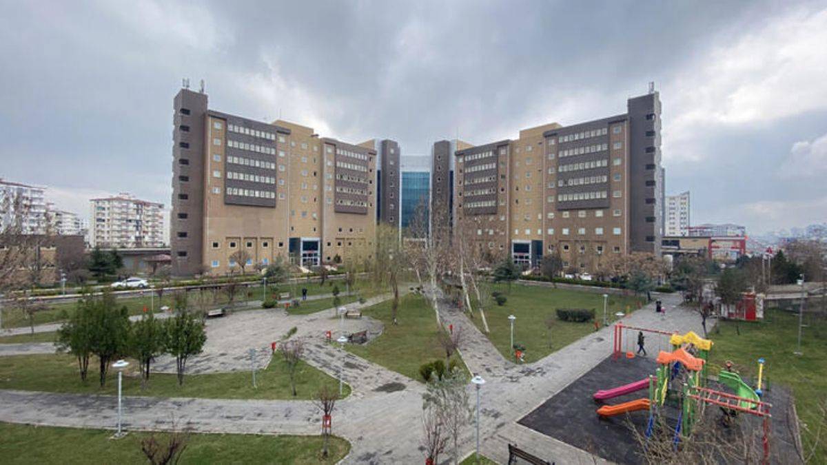 Annesinin şırıngayla çamaşır suyu içirdiği bebek, hayati tehlikeyi atlattı