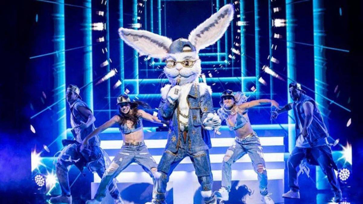 Belçika'da 'Maske Kimsin Sen'deki tavşan, sosyalist lider çıktı