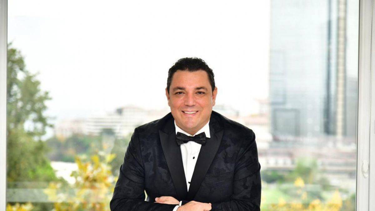 Op.Dr. Mustafa Nihat Koç “Erkeklerde six pack operasyonu”