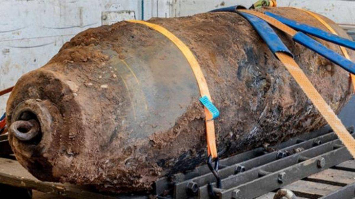 İkinci Dünya Savaşı'ndan kalma yarım tonluk bomba imha edildi
