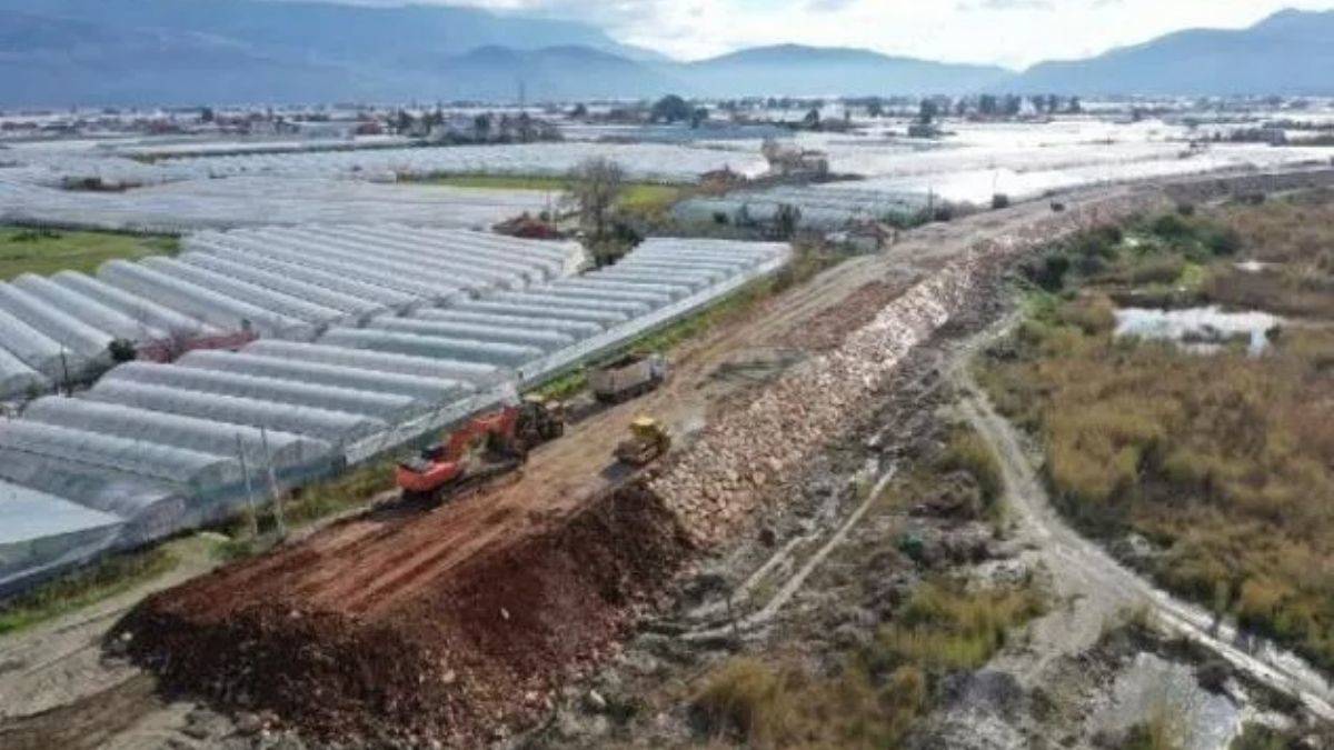 Kaş'ta bisiklet yolu proje çalışması sürüyor