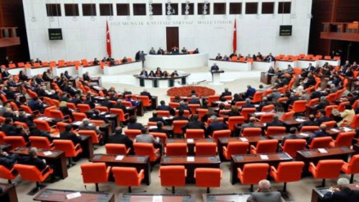 CHP’den asgari ücretin yılda 2 kez artırılması için kanun teklifi