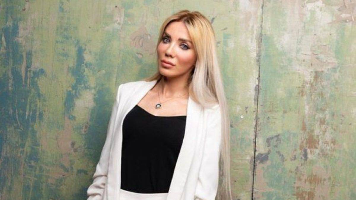 Esra Ersoy kimdir? Kaç yaşında?