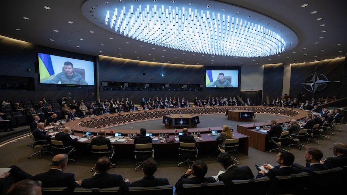 Zelenskiy NATO'ya seslendi: Uçaklarınızın yüzde 1'ini bize verebilirsiniz