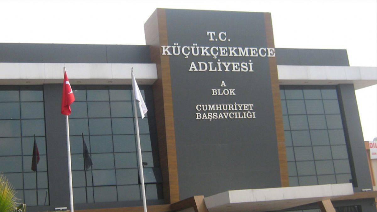 Adliye önünde silahlı kavga: Çok sayıda ölü ve yaralı var!