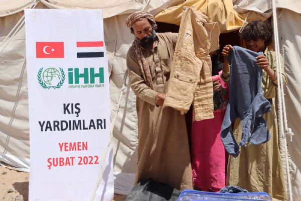 İHH'dan Yemenli ailelere yardım