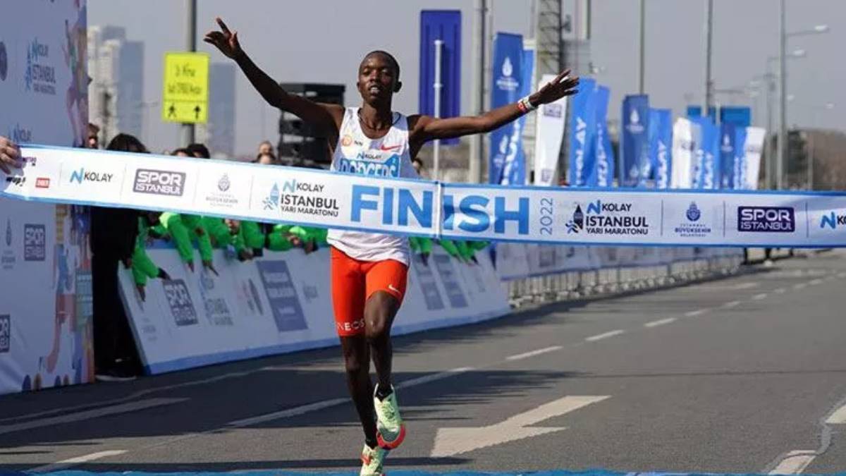 İstanbul N Kolay maratonunu kim kazandı? İstanbul maratonu ödülü ne kadar? 1. olana kaç TL veriliyor?