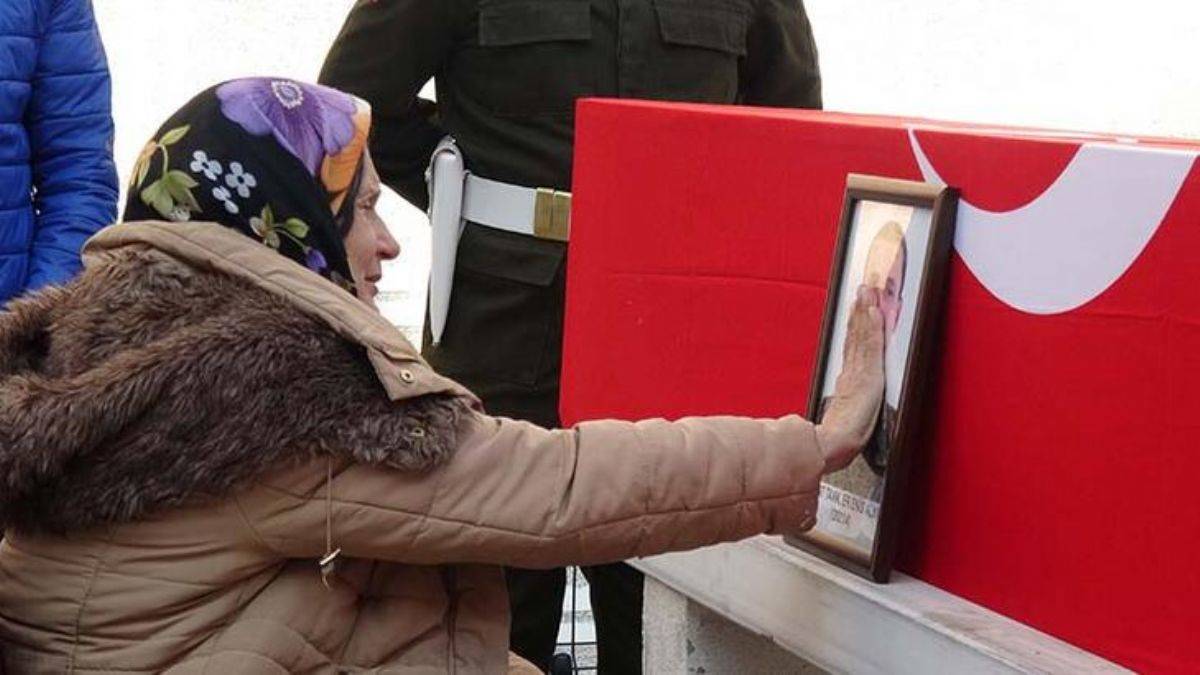 Kalp krizi geçiren Er Enis Alkır toprağa verildi