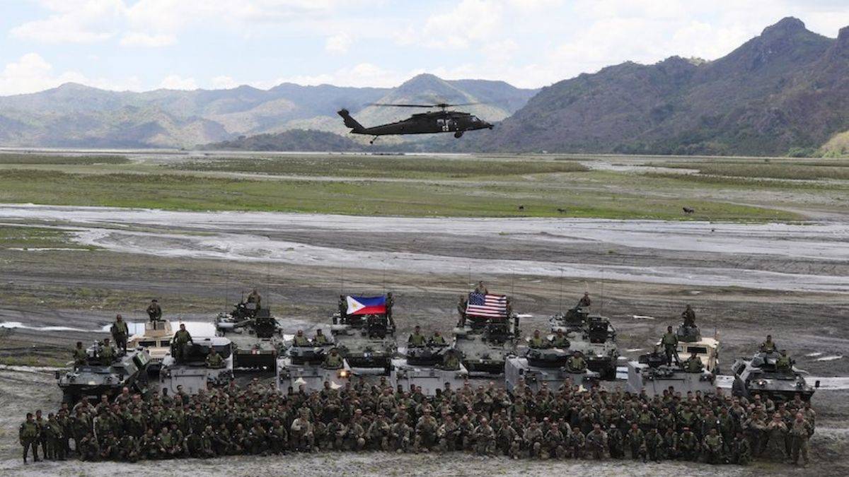 ABD ve Filipinler'den son yılların en büyük askeri tatbikatı