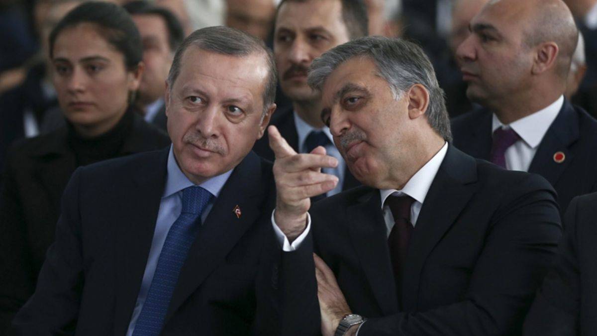 ''Cumhurbaşkanı Erdoğan, Abdullah Gül'le vefa buluşması yapmak istiyor''