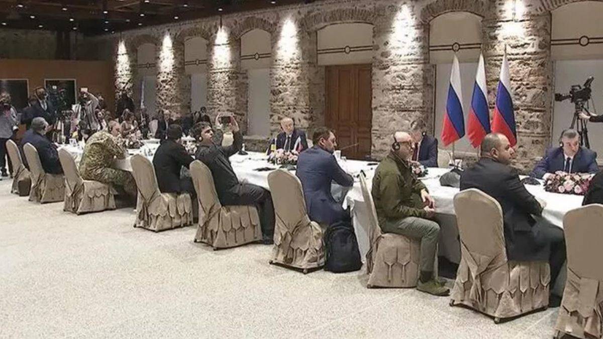 Kritik görüşme sona erdi! İlk açıklama Ukrayna heyetinden: ''NATO'ya girmeyeceğiz''