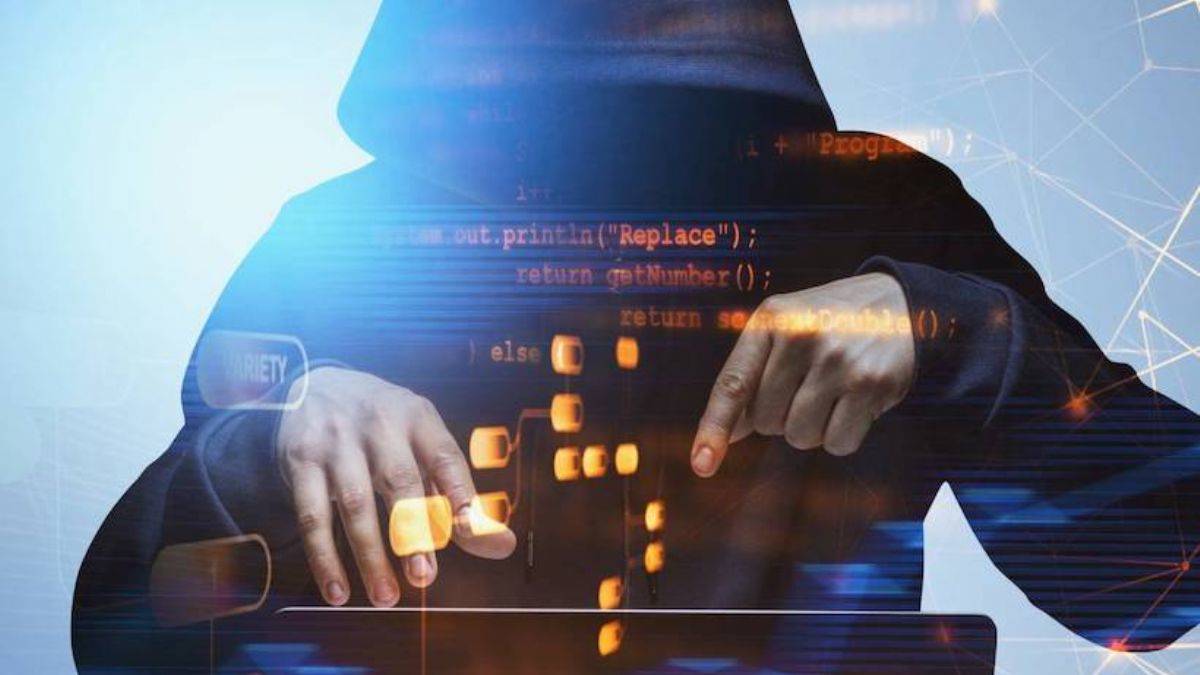 Apple ve Meta hakkında ağır suçlama! Hackerlara kullanıcı verileri verdikleri iddia edildi