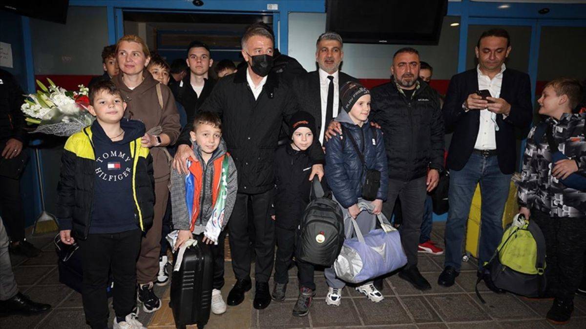 Ukrayna'daki futbol kulüplerinin altyapısından 131 sporcu Trabzon'a geldi