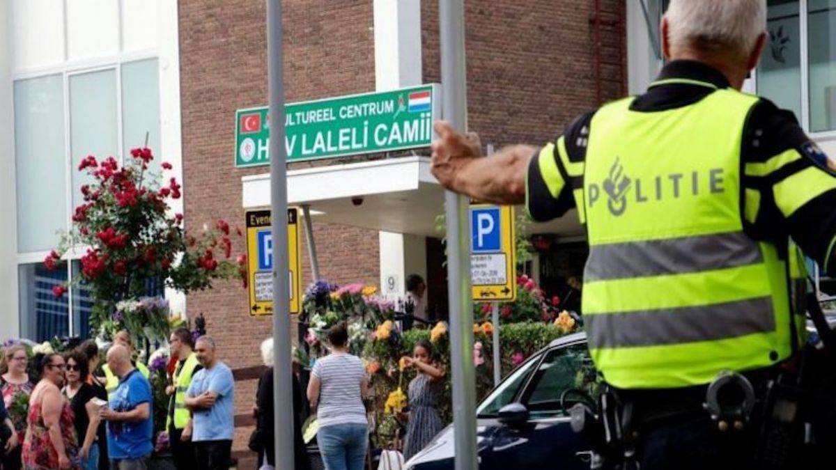 Hollanda'da aşırı sağcı örgütten skandal karar! Camilerin önünde domuz pişirecek