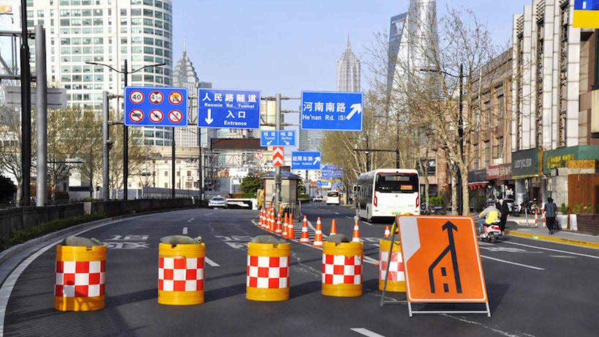 Şanghay'ın batı bölümünde karantina başladı