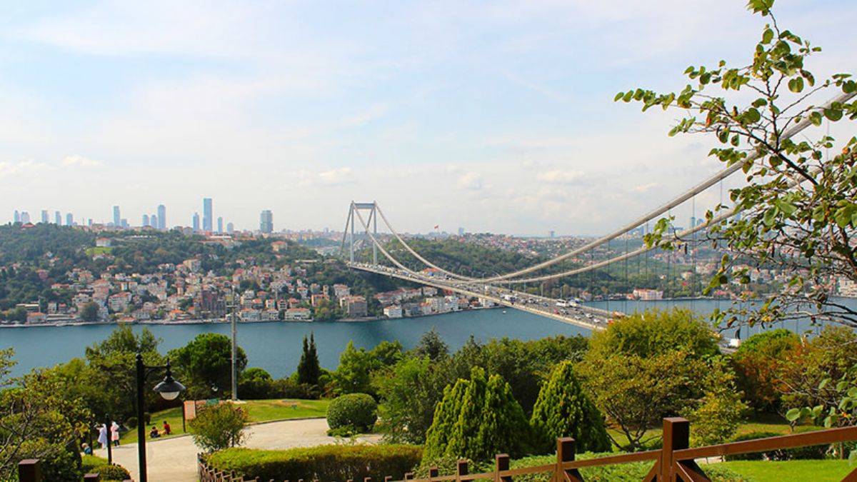 Baharın Tadı İstanbul'da Çıkar! İlkbaharda İstanbul Gezilecek Yerler