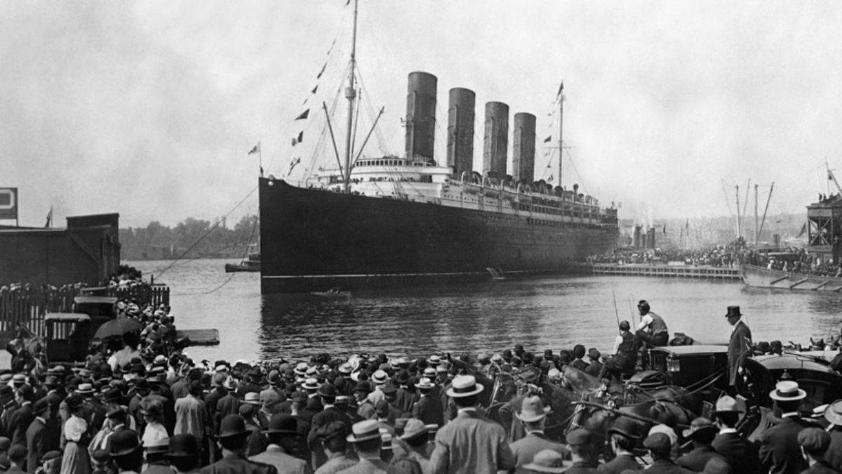 1912'de batan Titanic gemisi tamamen yok olacak