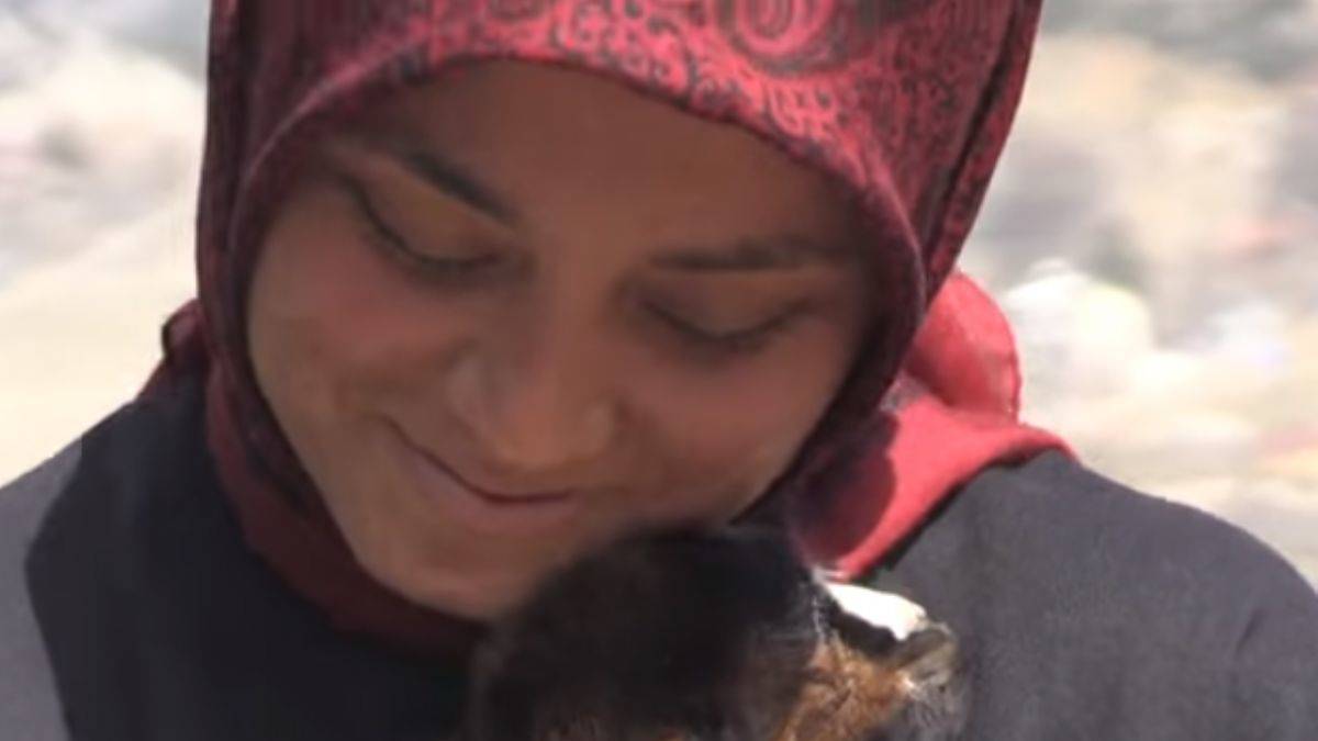 Üniversiteli Ayşe her şeyi bıraktı, mutluluğu çobanlıkta buldu