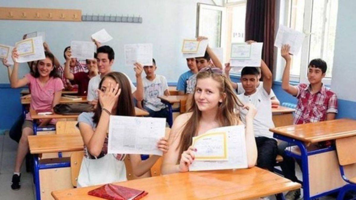 2022 Nisan ara tatili ne zaman başlıyor?